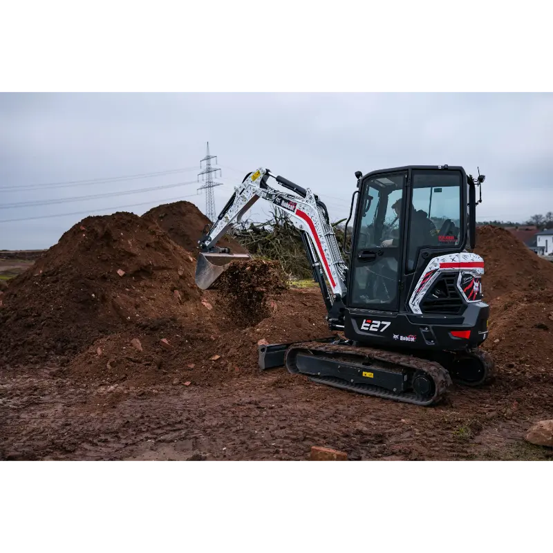 Bobcat E27 Minibagger bei der Arbeit